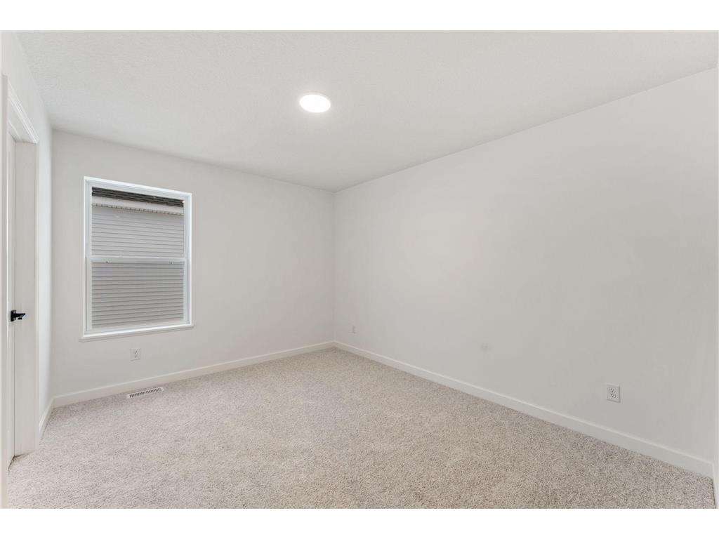 22435 Isla Way Rogers MN 55374 7035922 image14