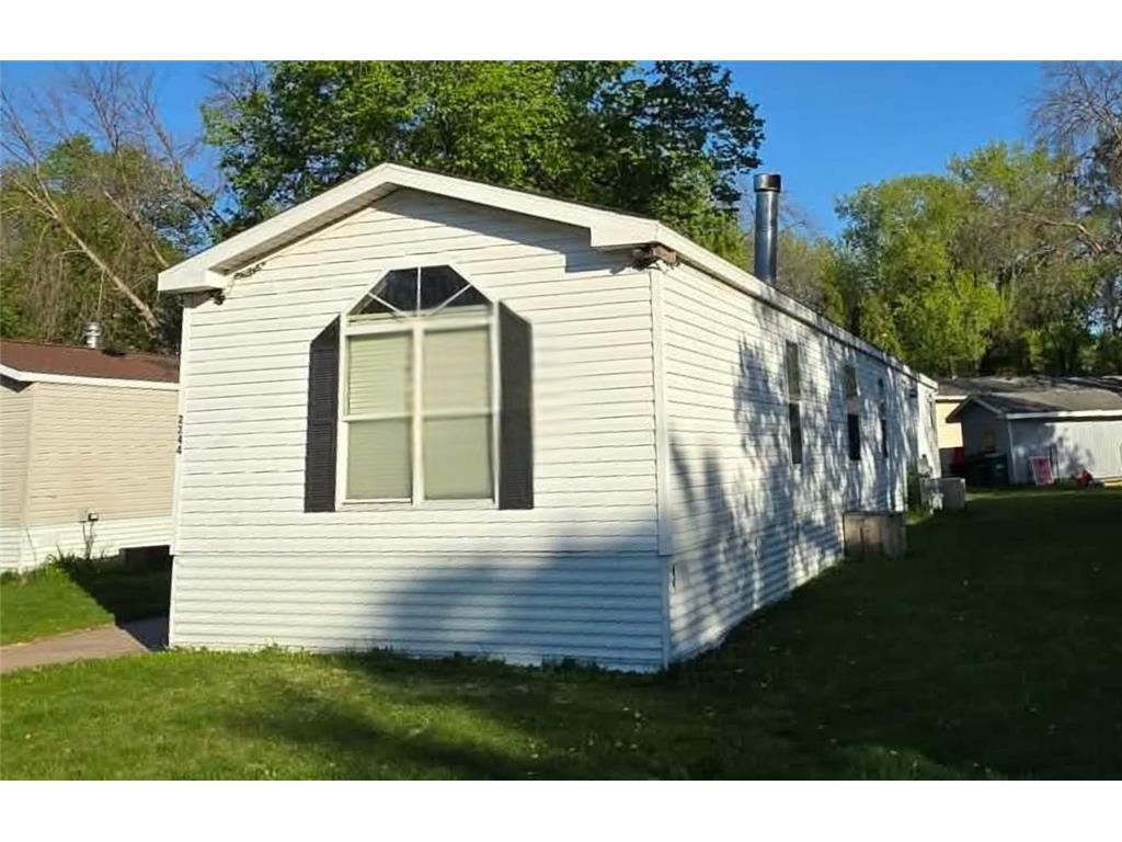 2244 Buckingham Lane Mounds View MN 55112 7014199 image1