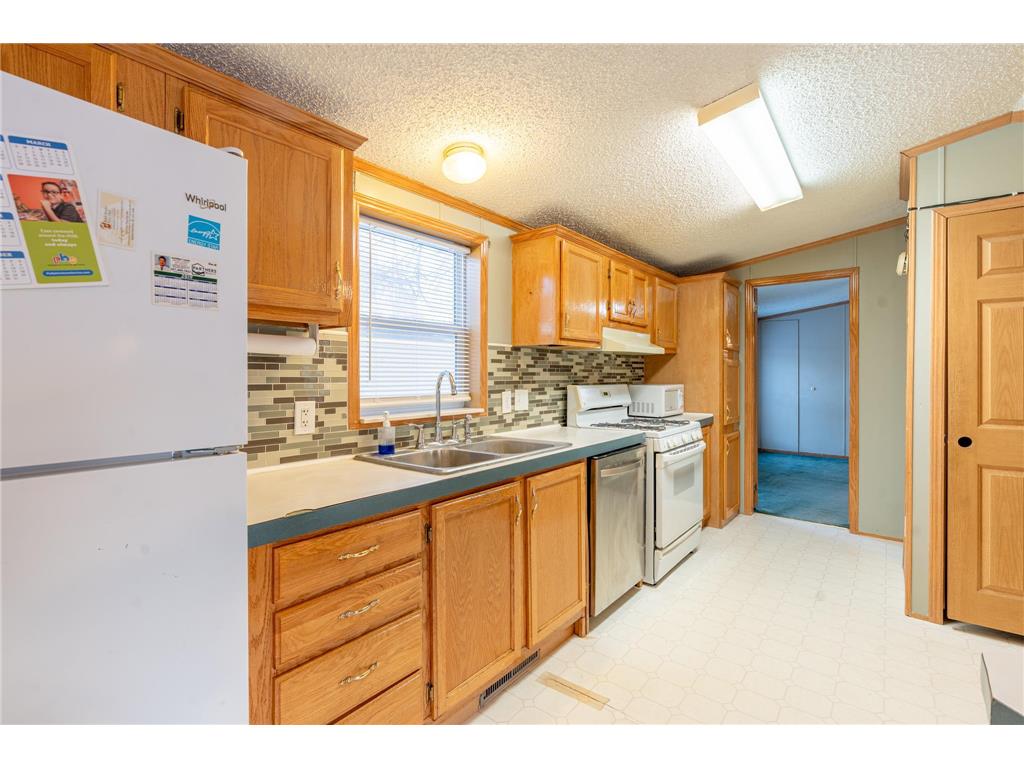 2244 Buckingham Lane Mounds View MN 55112 7014199 image8