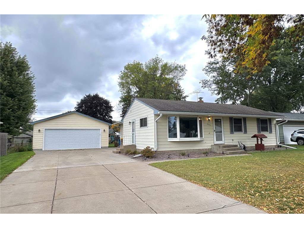 2244 Roth Place White Bear Lake MN 55110 6790260 image1