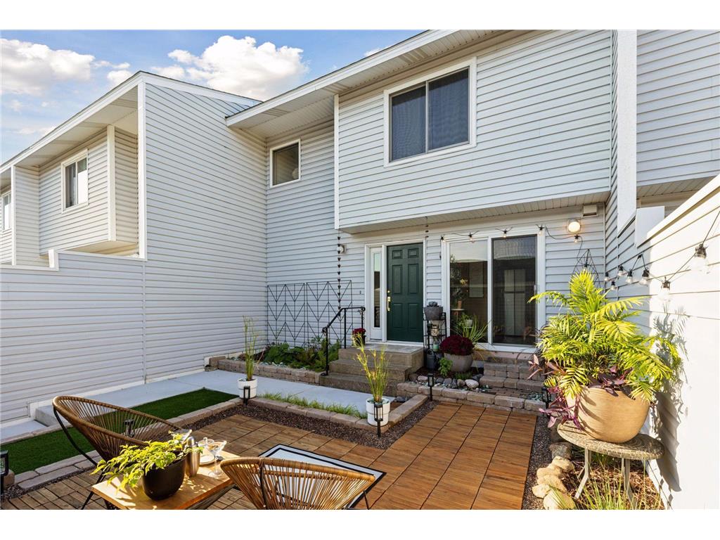 2244 Tower Court Woodbury MN 55125 6774764 image1