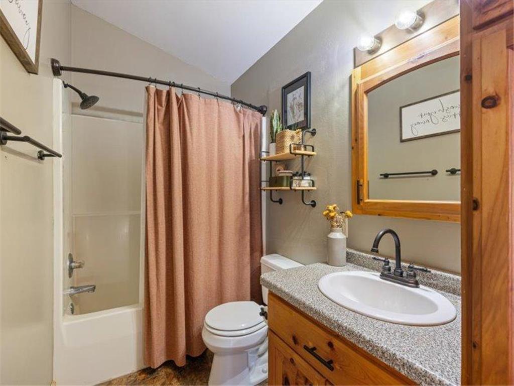 22448 County Road 333 Bovey MN 55709 - Rahkos 7022115 image73