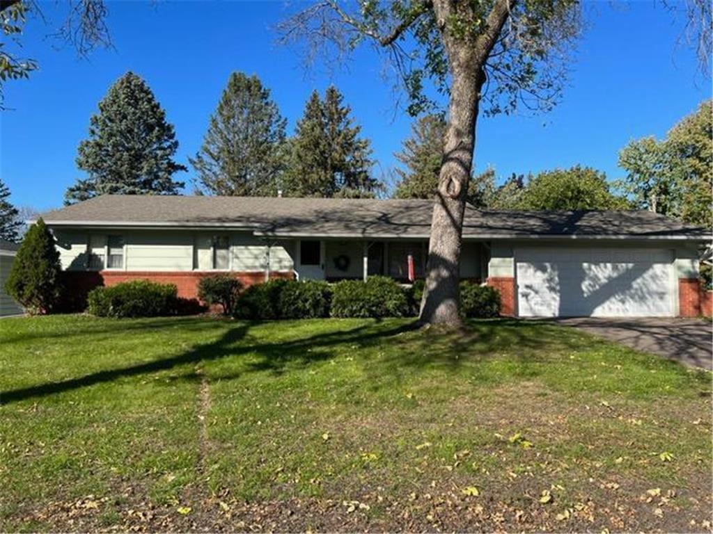 2245 Beam Avenue Maplewood MN 55109 6450024 image1