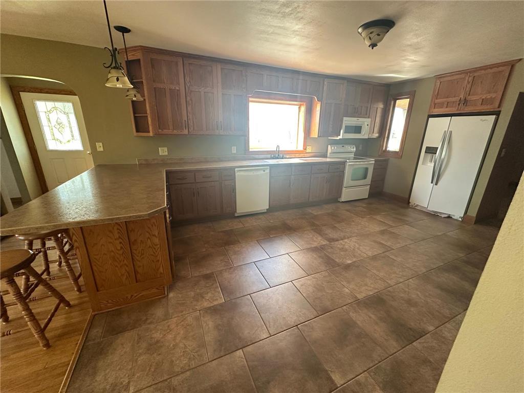 22451 340th Avenue Revere MN 56166 6716069 image2