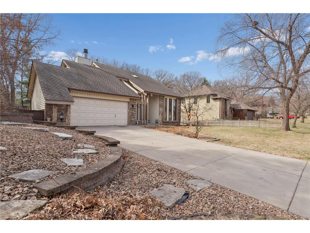 2248 James Street Eagan MN 55122 7050938 image1