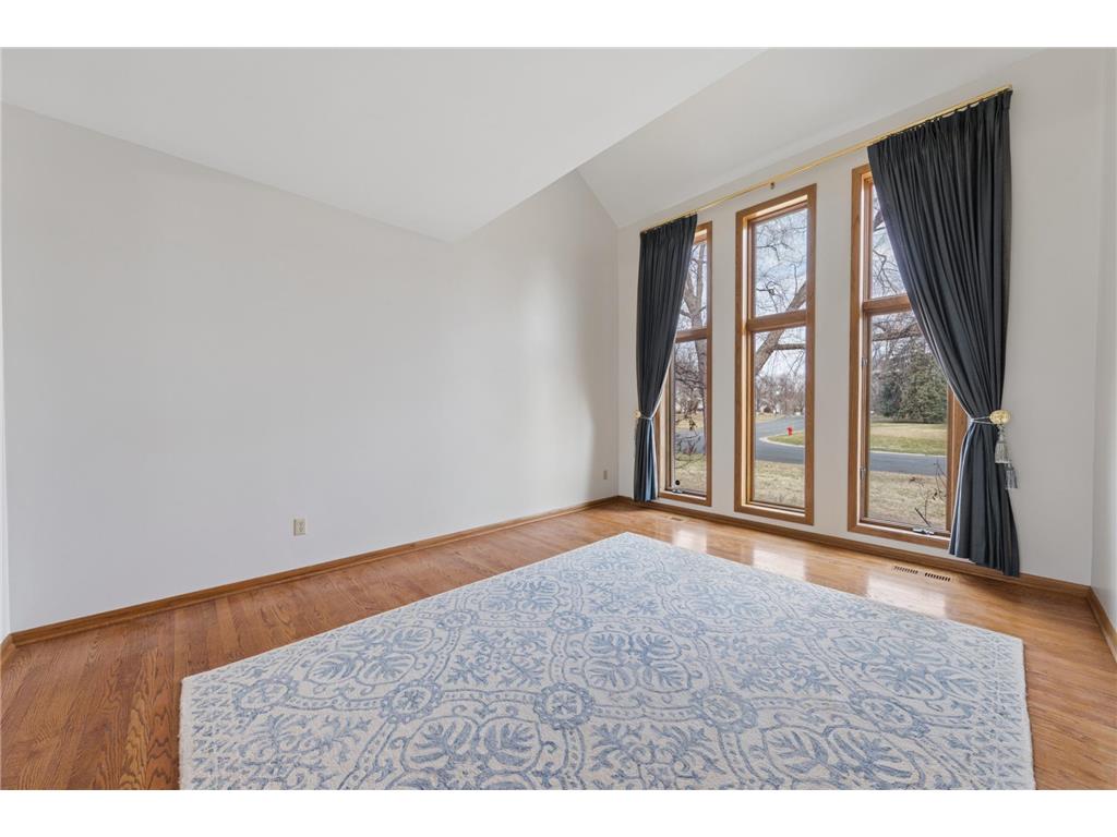 2248 James Street Eagan MN 55122 7050938 image5