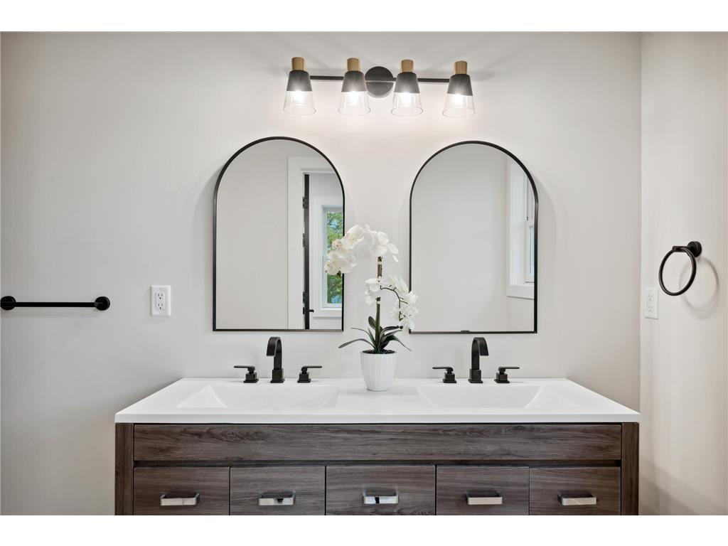 2249 11th Street White Bear Lake MN 55110 6814146 image16