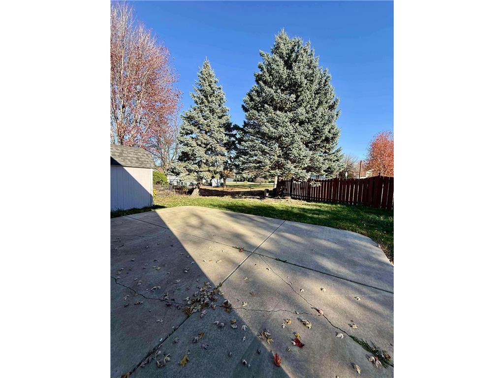 2249 Heath Avenue N Oakdale MN 55128 6814553 image12