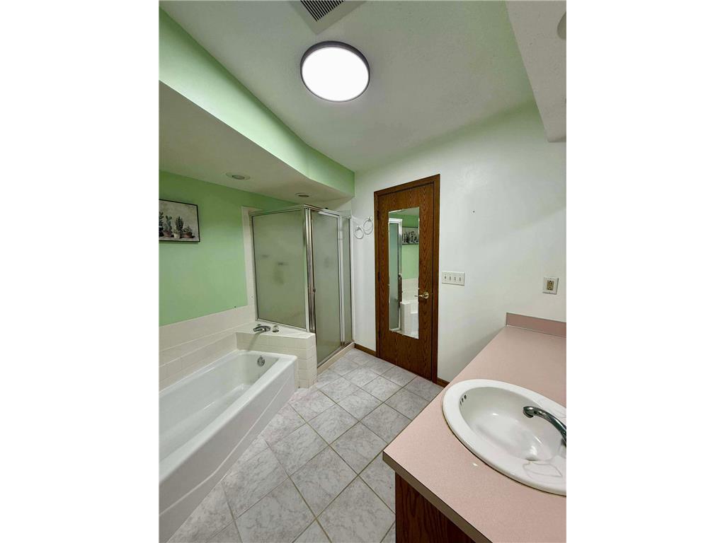 2249 Heath Avenue N Oakdale MN 55128 6814553 image5