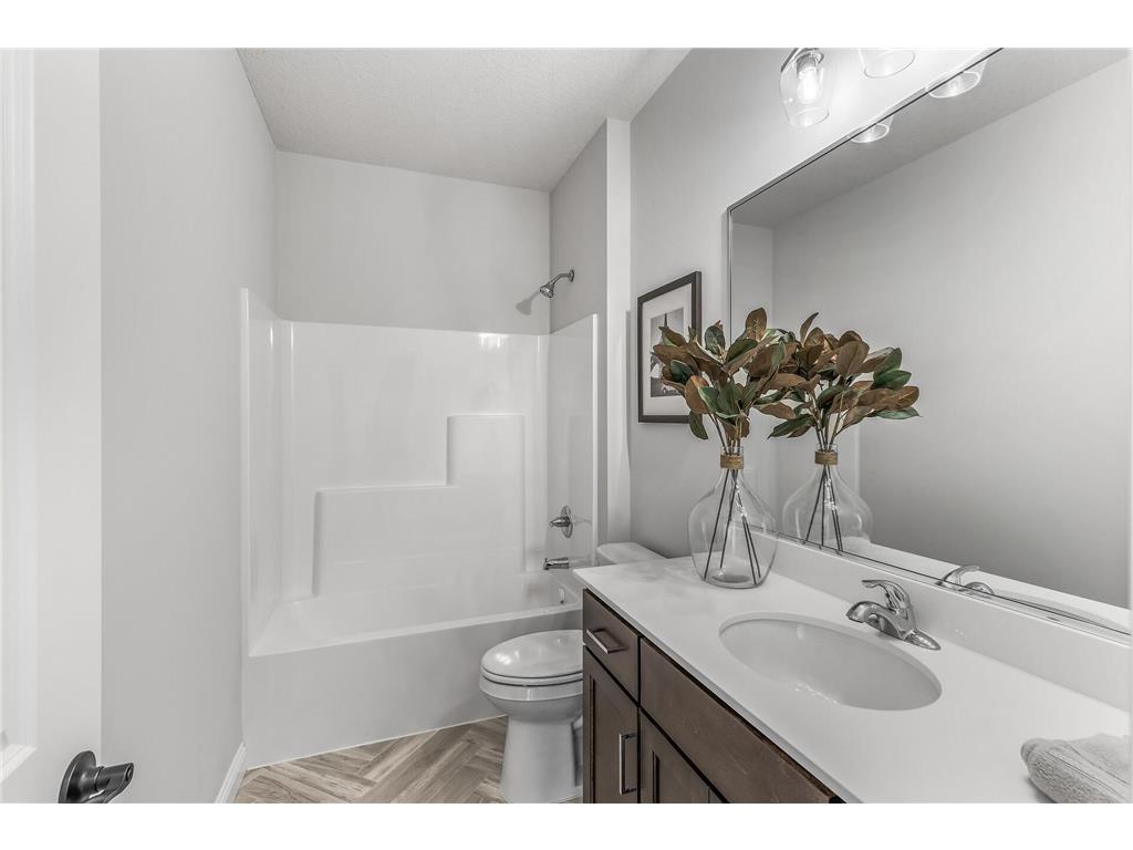 225 10th Avenue NE Hutchinson MN 55350 6791219 image13