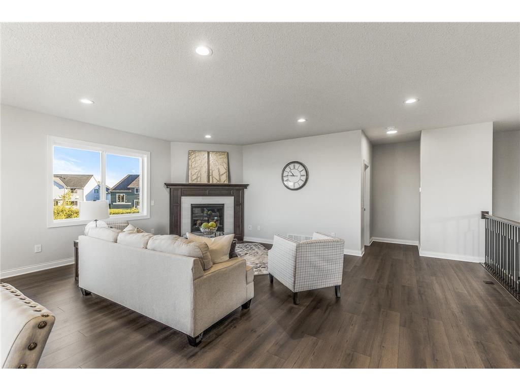 225 10th Avenue NE Hutchinson MN 55350 6791219 image19