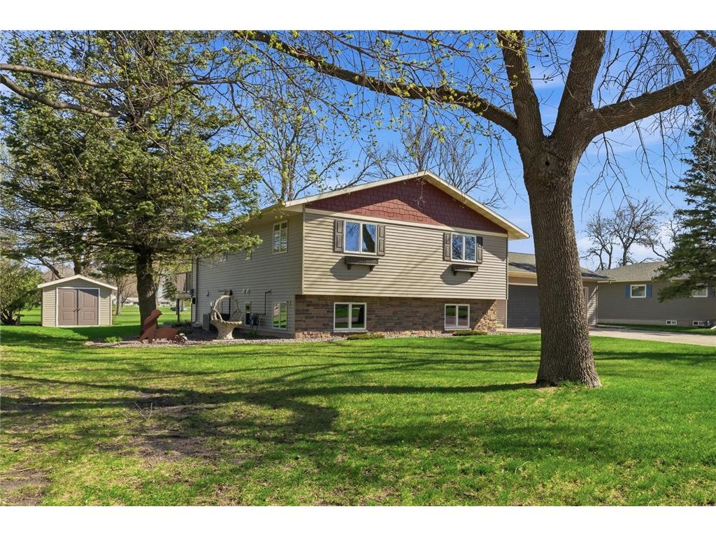 225 10th Street SE Wells MN 56097 7058286 image42