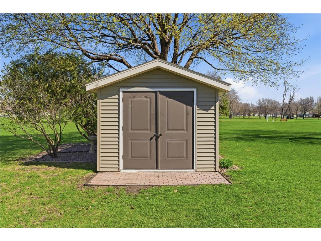 225 10th Street SE Wells MN 56097 7058286 image43