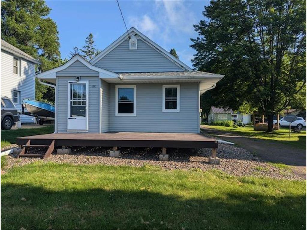 225 1st Avenue W Clear Lake WI 54005 6571427 image1