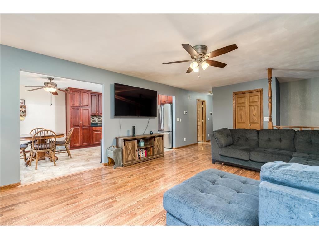 225 20th Street NW Owatonna MN 55060 7085995 image1