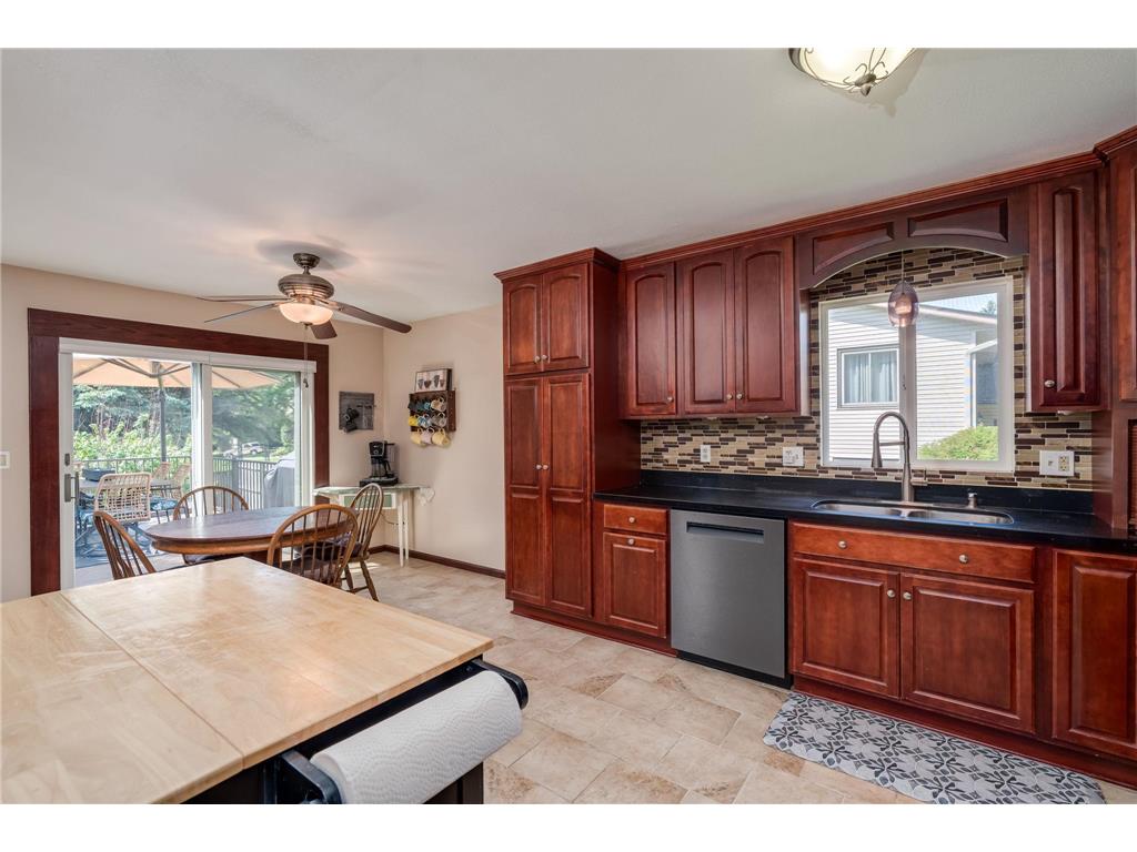 225 20th Street NW Owatonna MN 55060 7085995 image11
