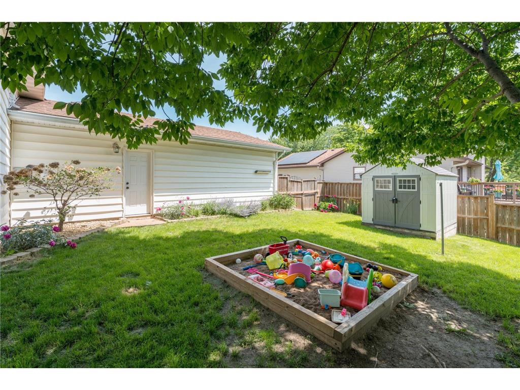 225 20th Street NW Owatonna MN 55060 7085995 image23