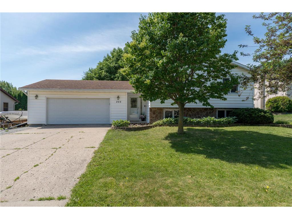 225 20th Street NW Owatonna MN 55060 7085995 image3