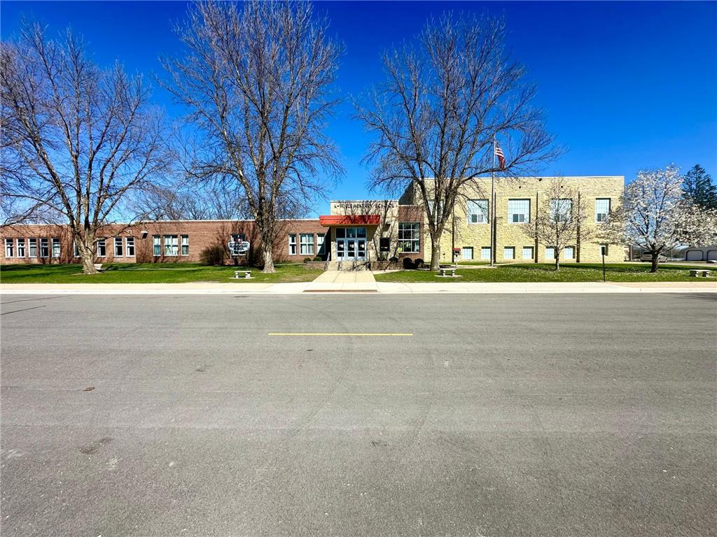 225 3rd Ave Brook Wanamingo MN 55983 6711686 image1