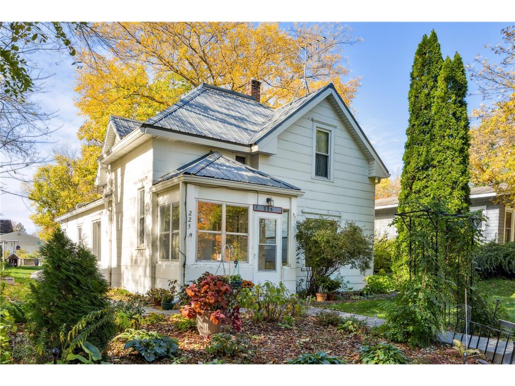 225 4th Street N Delano MN 55328 6498310 image1