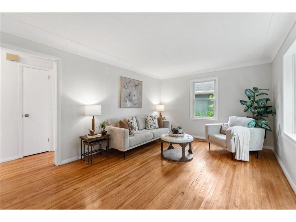 225 7th Avenue NE Osseo MN 55369 6798158 image1