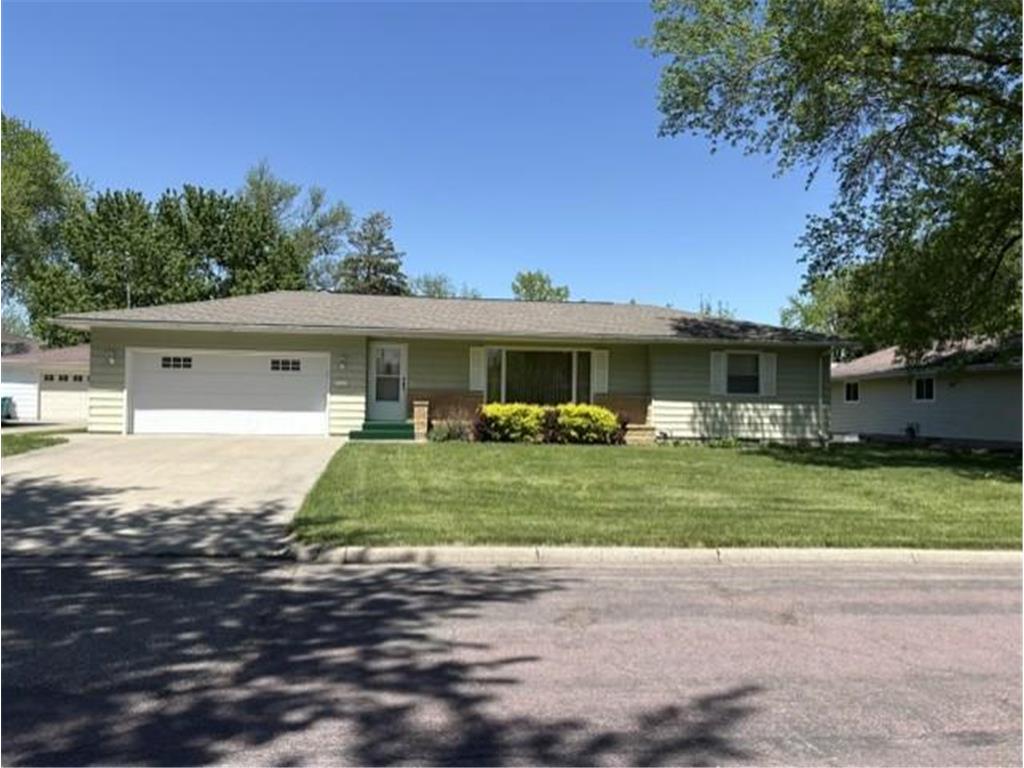 225 8th Avenue SE Waseca MN 56093 7077204 image1