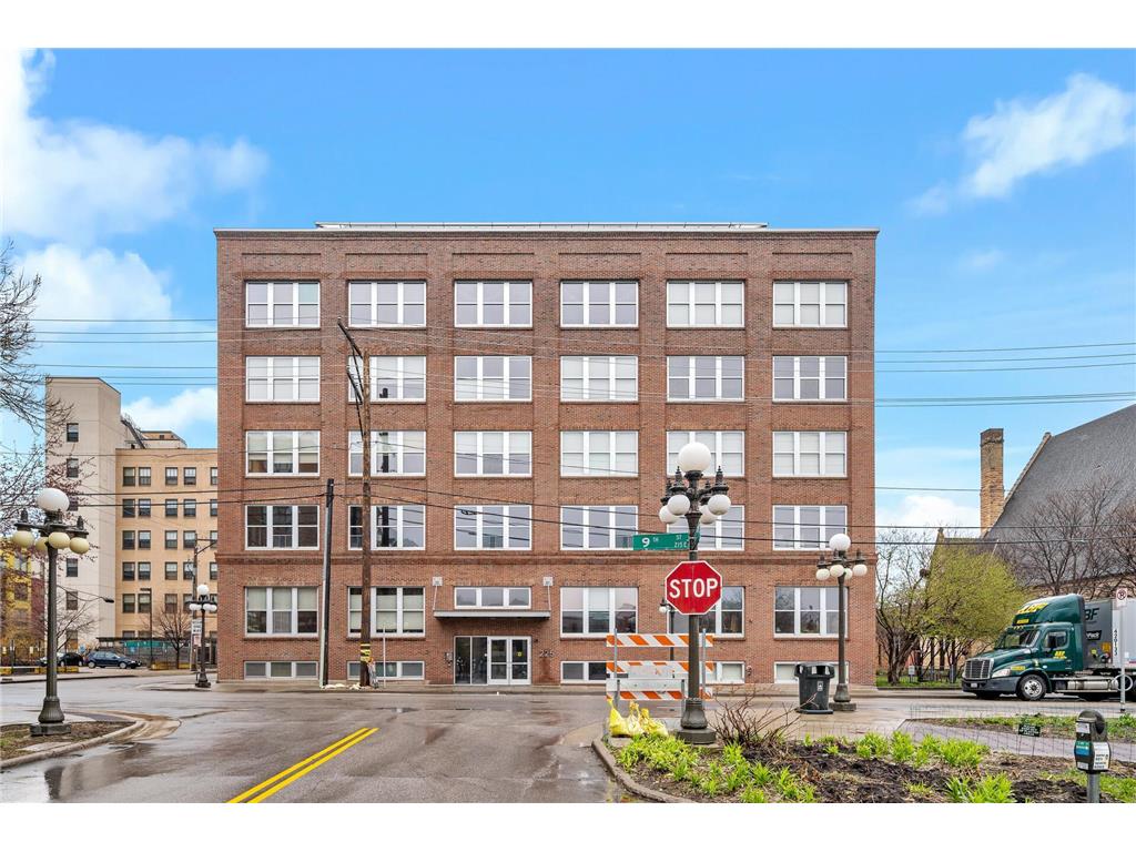 225 9th Street E #105 Saint Paul MN 55101 6691182 image1