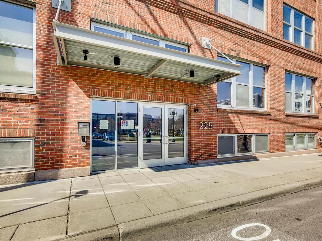 225 9th Street E #108 Saint Paul MN 55101 6414457 image1