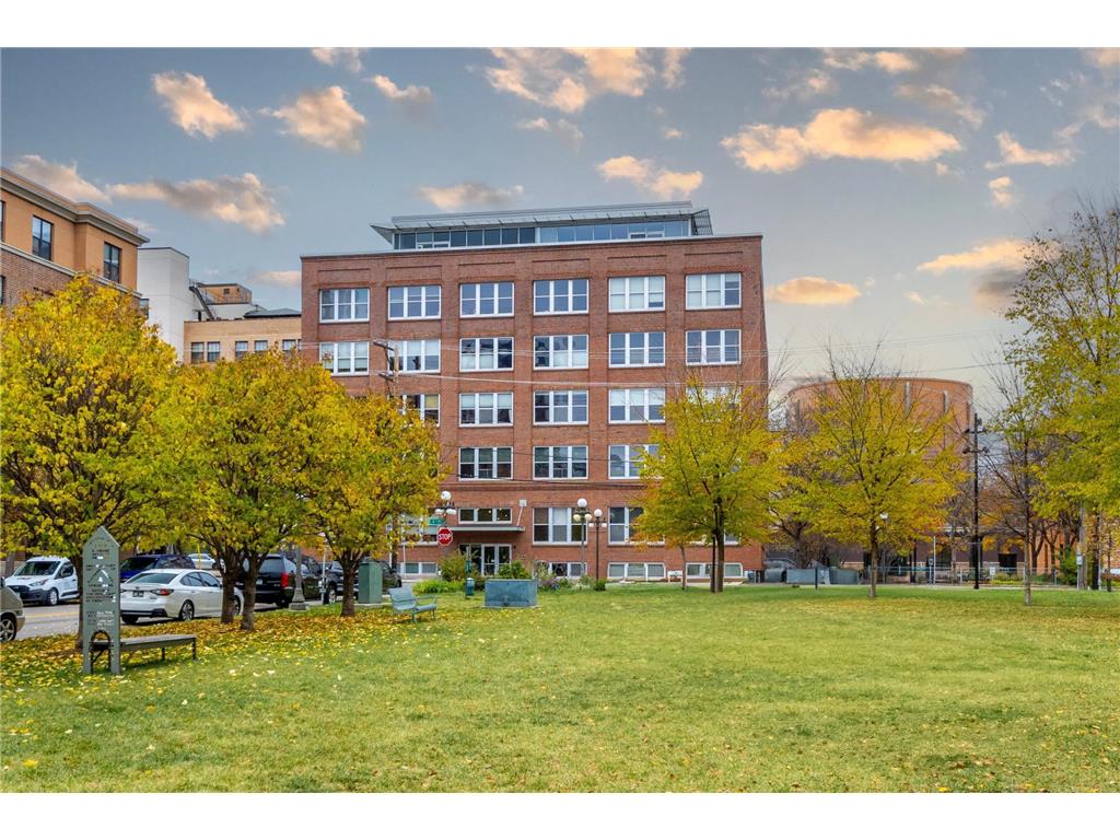 225 9th Street E #208 Saint Paul MN 55101 6629095 image1