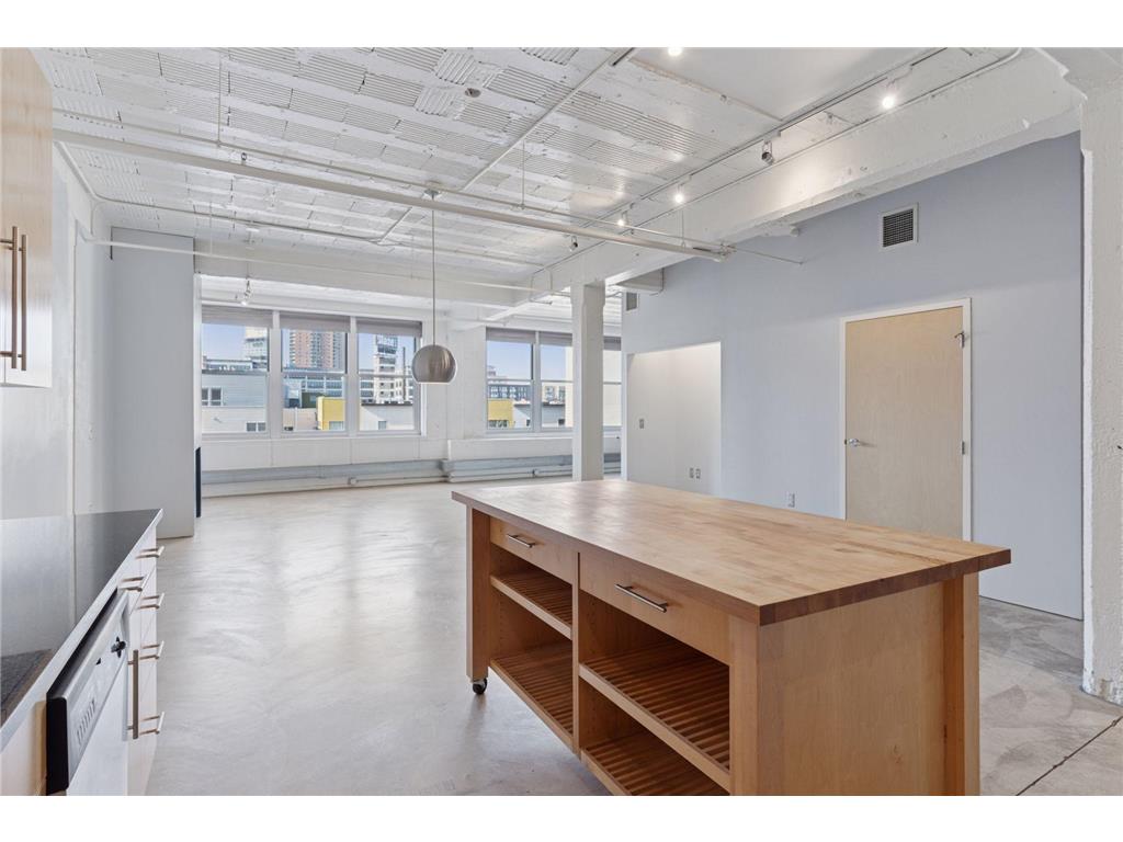 225 9th Street E #504 Saint Paul MN 55101 6796803 image1