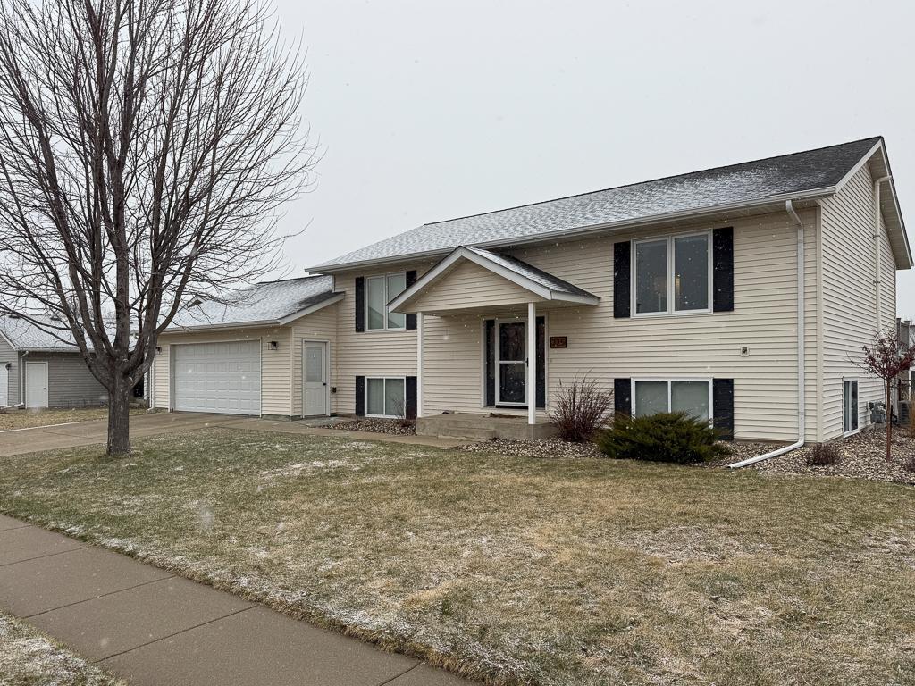 225 Athens Avenue Marshall MN 56258 6685205 image1