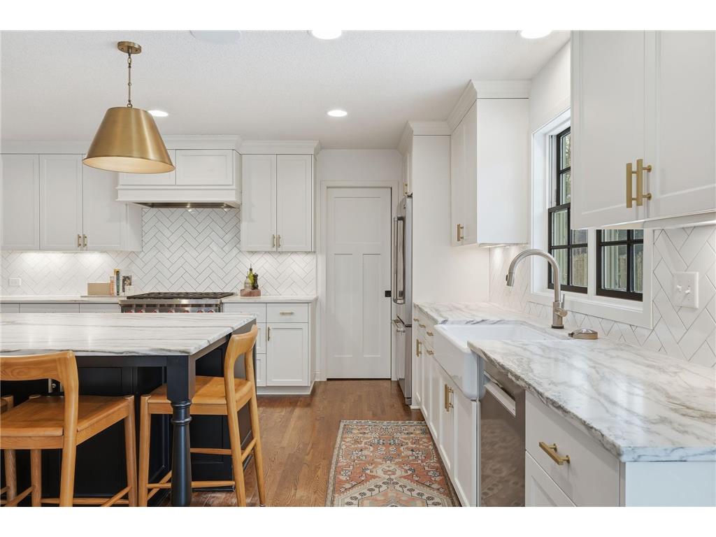 225 Broadway Avenue N Wayzata MN 55391 7060138 image8
