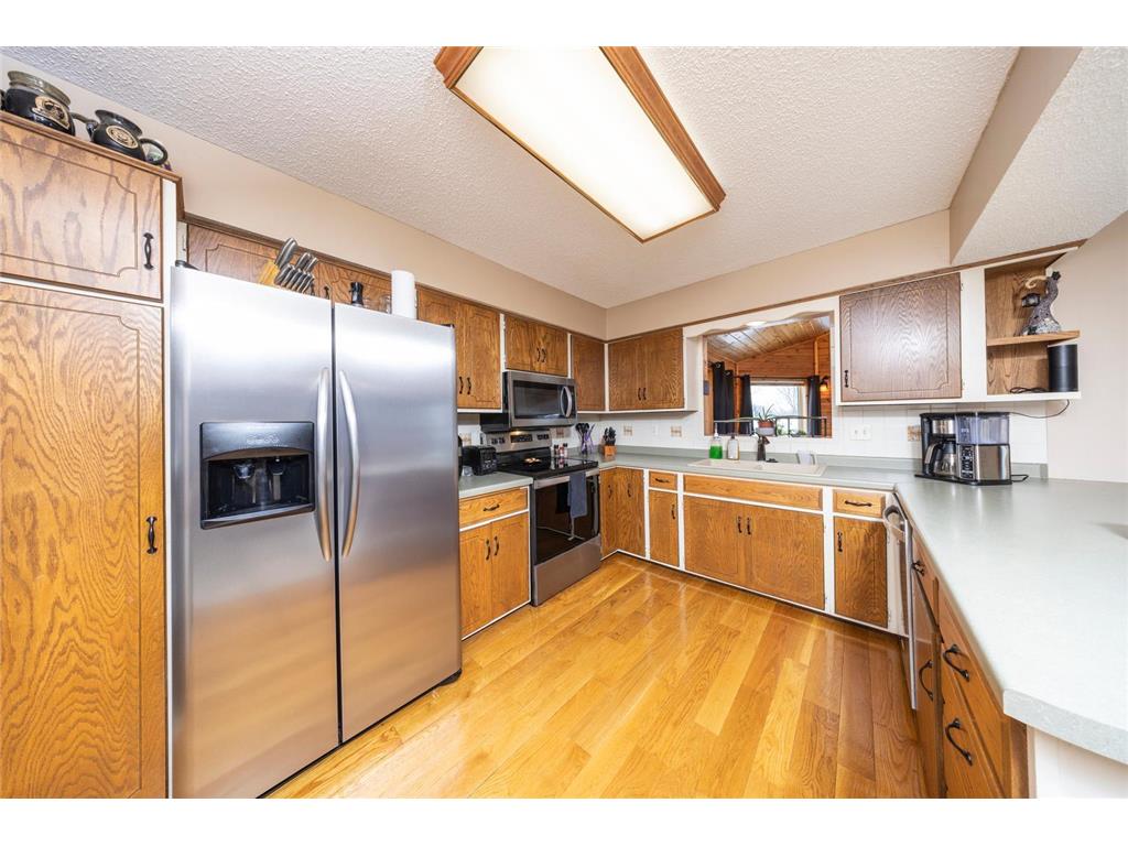 225 Cardinal Lane Chaska MN 55318 7003207 image3