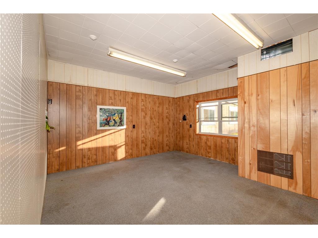 225 Central Avenue Osakis MN 56360 6804324 image13