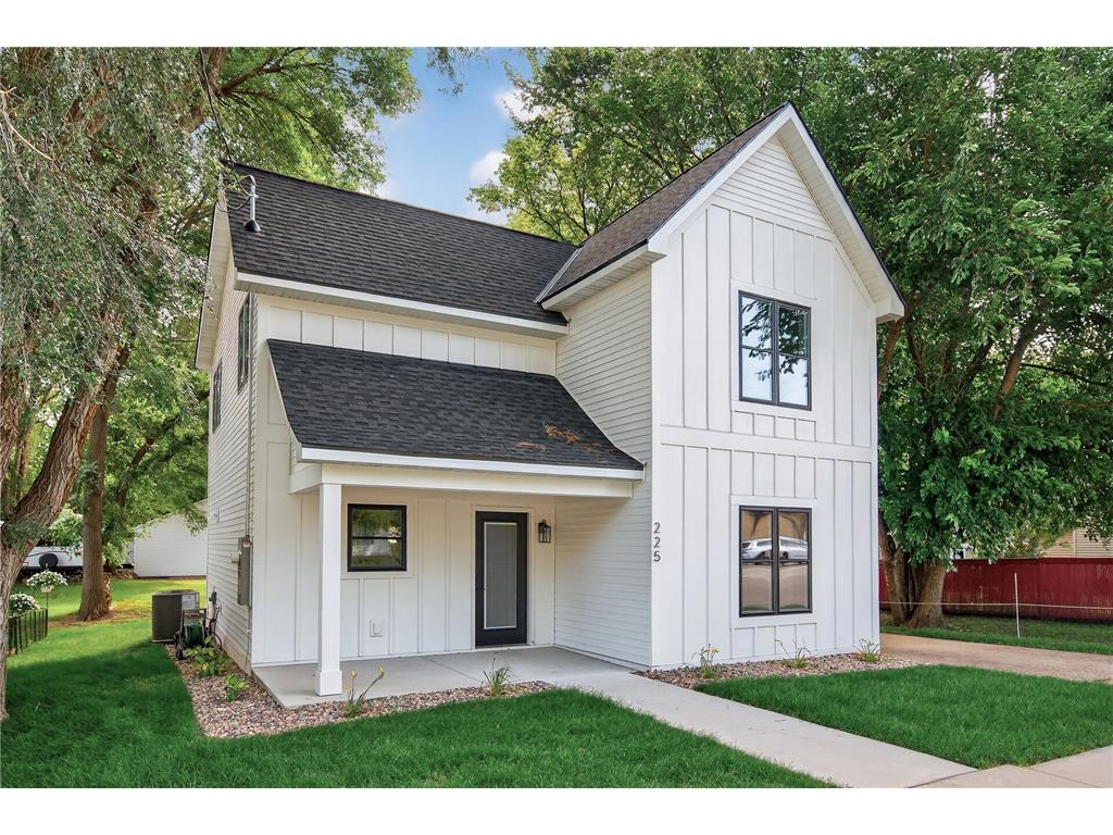 225 Cherry Avenue N Annandale MN 55302 6782074 image1