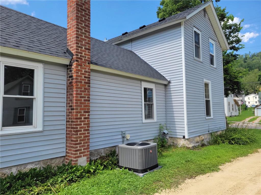 225 E 5th Street Red Wing MN 55066 7023551 image2