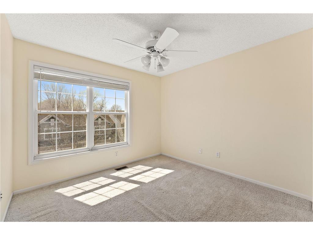 225 Heritage Lane Circle Pines MN 55014 7059518 image16