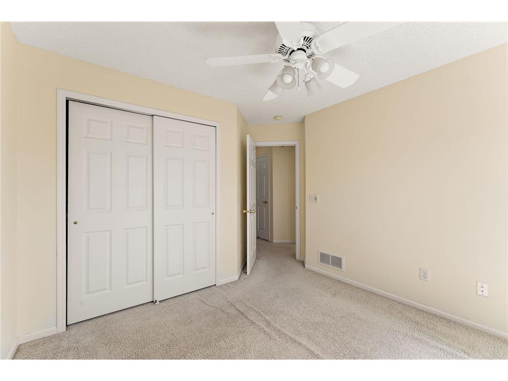 225 Heritage Lane Circle Pines MN 55014 7059518 image17