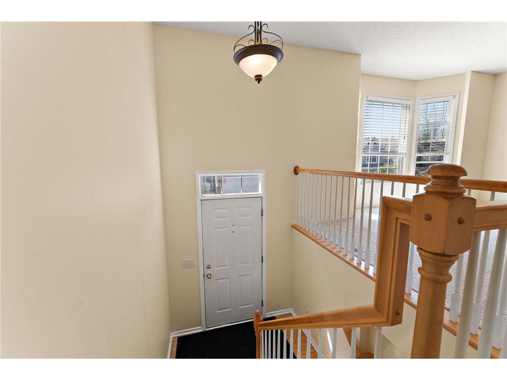 225 Heritage Lane Circle Pines MN 55014 7059518 image2