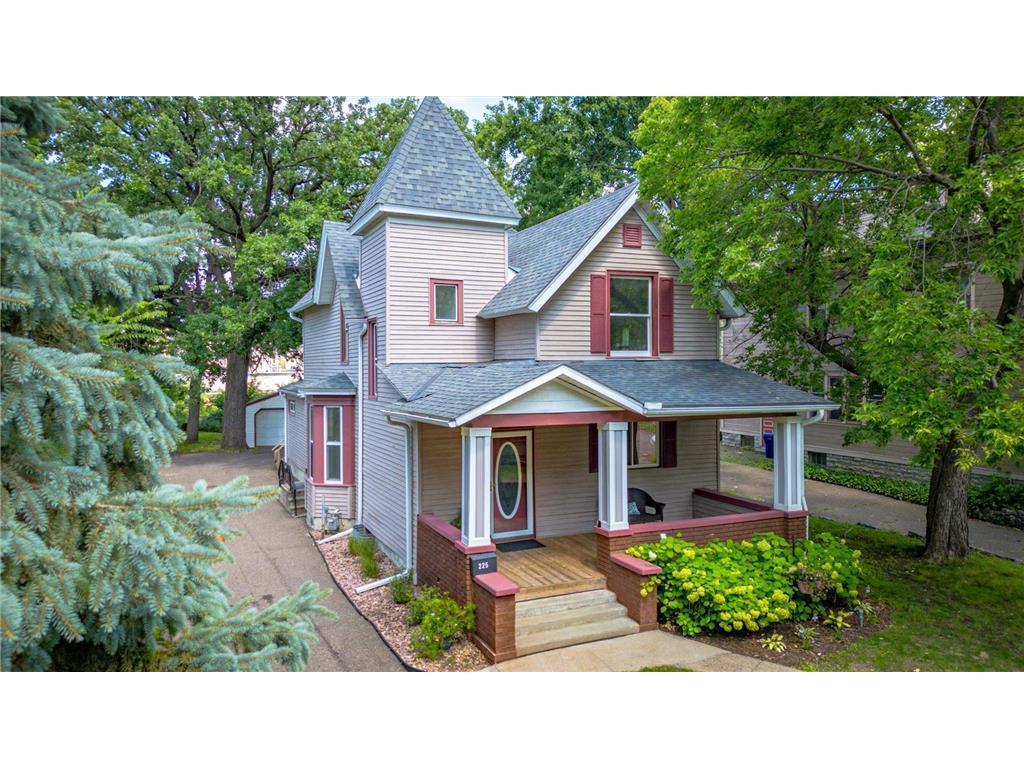 225 Isabel Street W Saint Paul MN 55107 6757069 image1