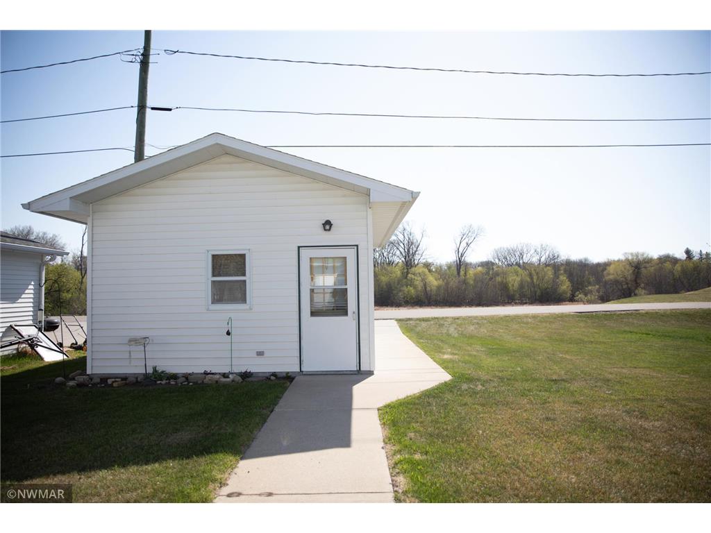 225 Lincoln Avenue Crookston MN 56716 6762758 image2