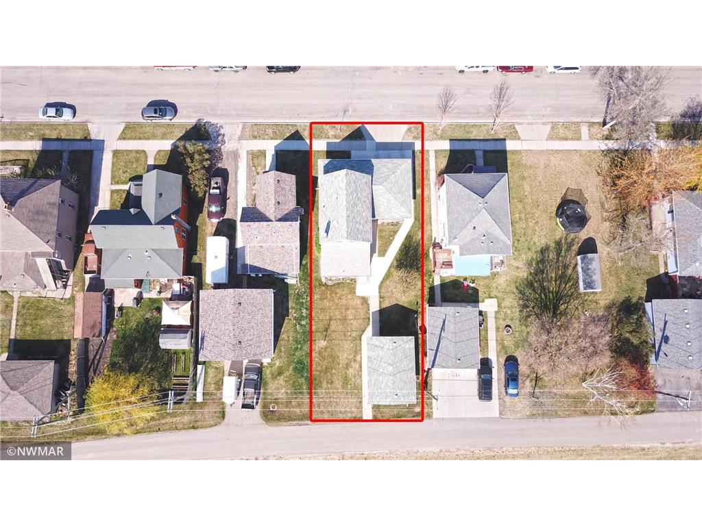 225 Lincoln Avenue Crookston MN 56716 6762758 image3