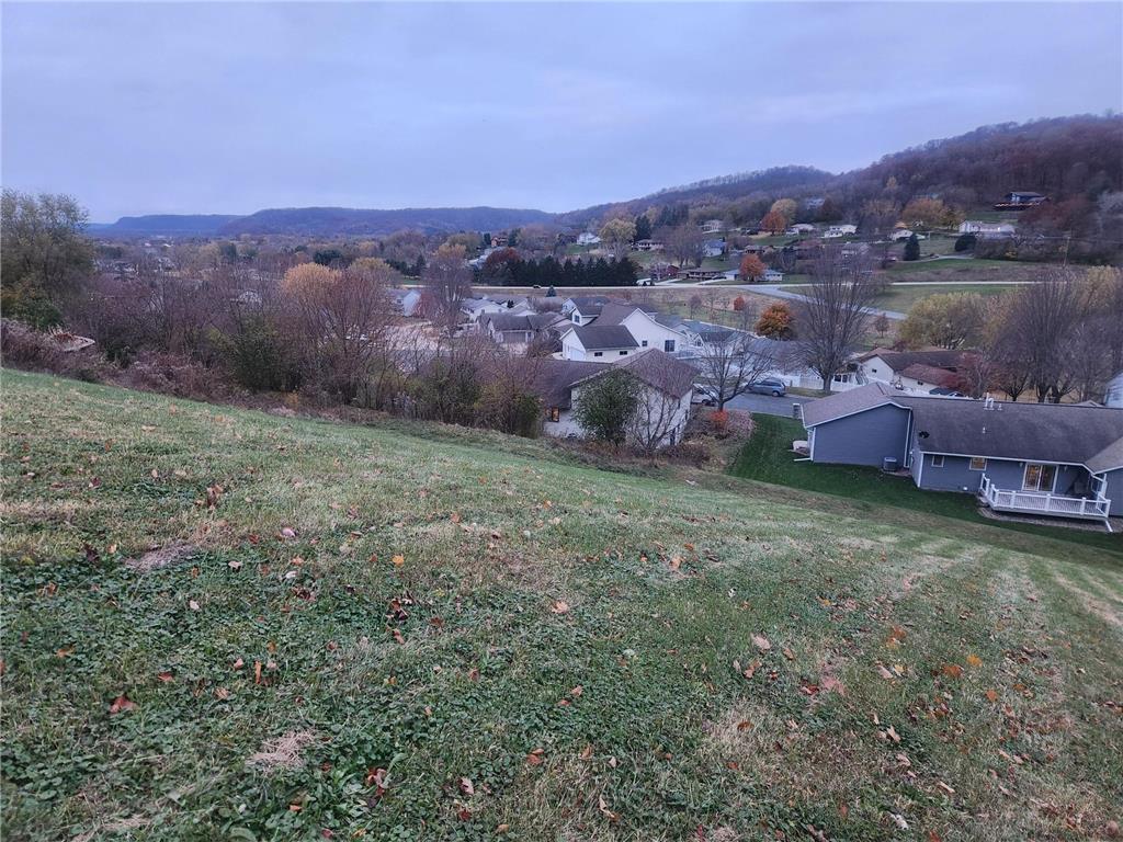 225 Red Apple Drive La Crescent MN 55947 6811582 image3