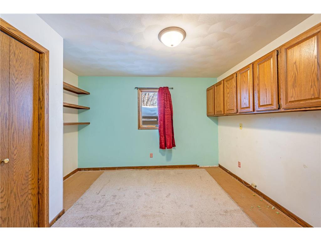 225 S 7th Avenue E #E Truman MN 56088 6824455 image18