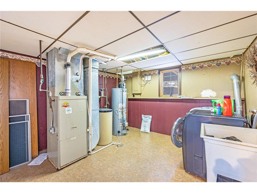 225 S 7th Avenue E #E Truman MN 56088 6824455 image27