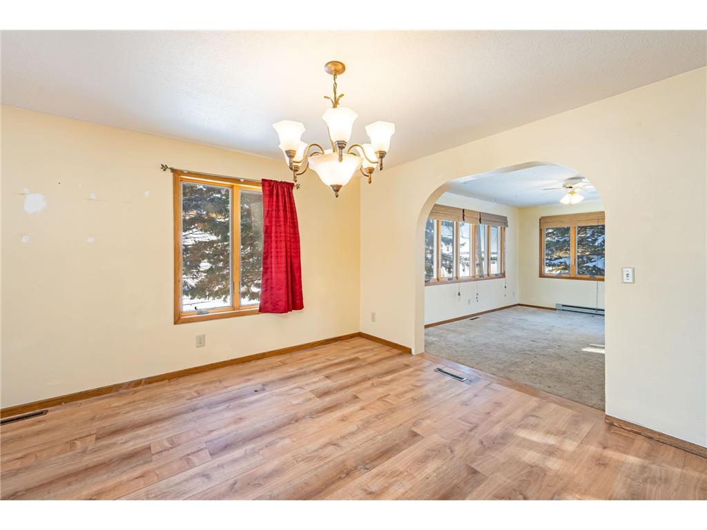 225 S 7th Avenue E #E Truman MN 56088 6824455 image9