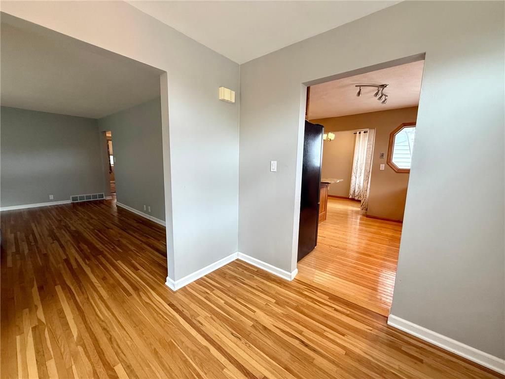 225 Sunrise Boulevard Redwood Falls MN 56283 7067661 image4