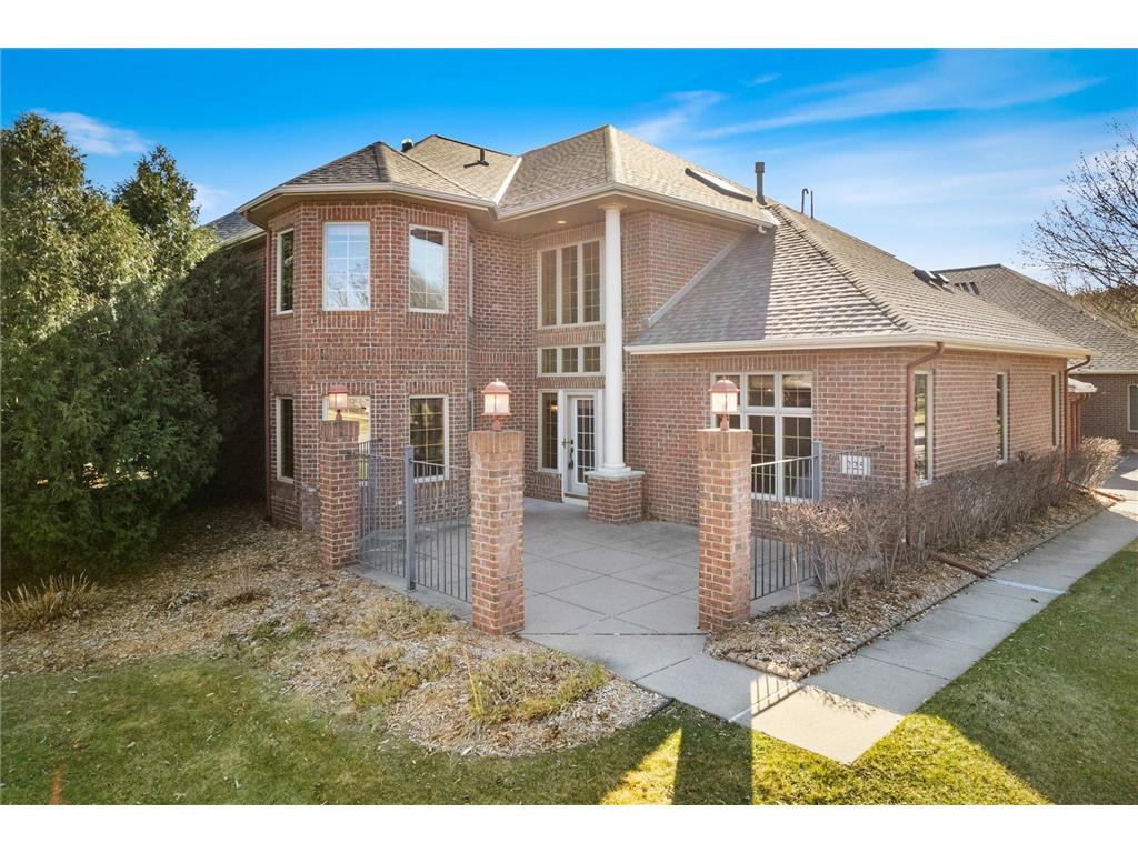 225 W Canyon Drive, Hudson, WI, 54016 MLS 6521002 Edina Realty