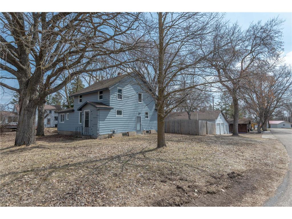 225 W Main Street Vergas MN 56587 6702226 image1