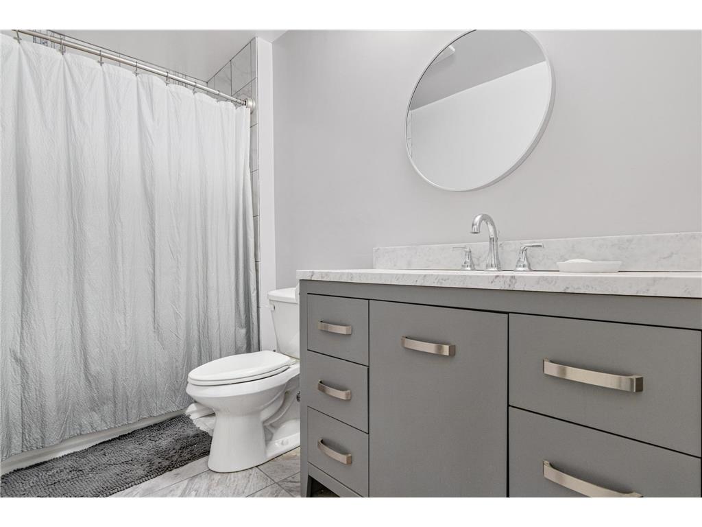 2250 Larry Lane Newport MN 55055 6764562 image10